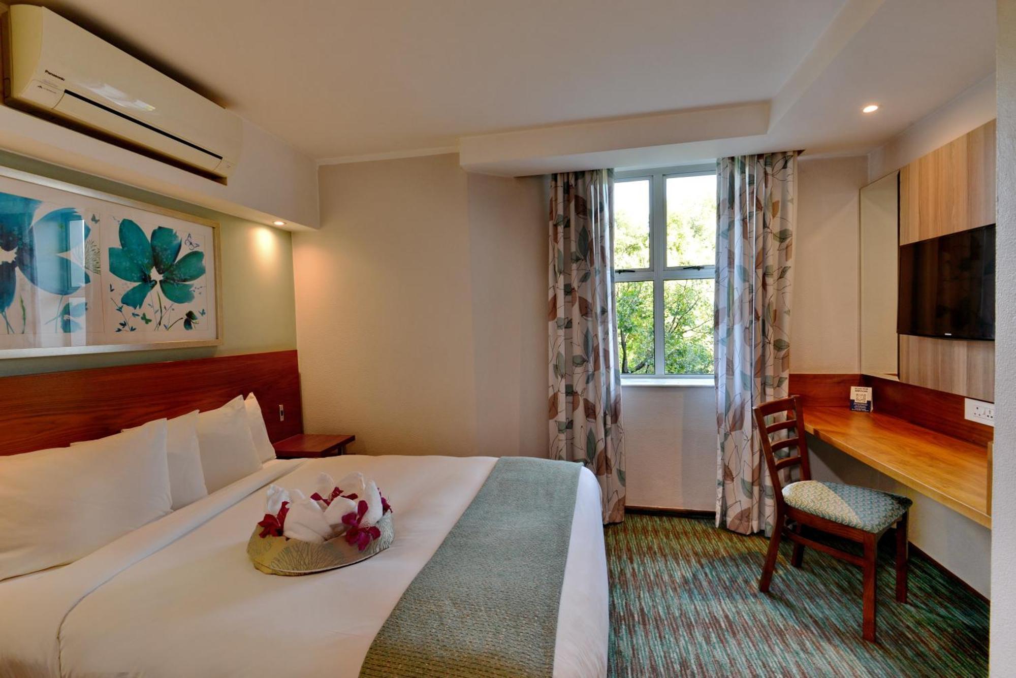 Town Waterfall, 2* Midrand